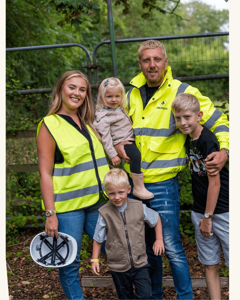 Ella on site